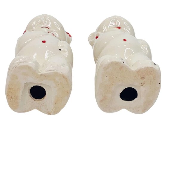 Vintage Shawnee Salt Pepper Bears Red Flowers S&P - Picture 7 of 9